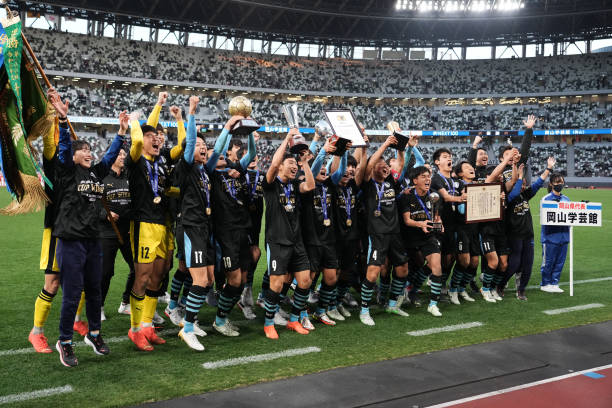 场的防守硬 场的防守硬